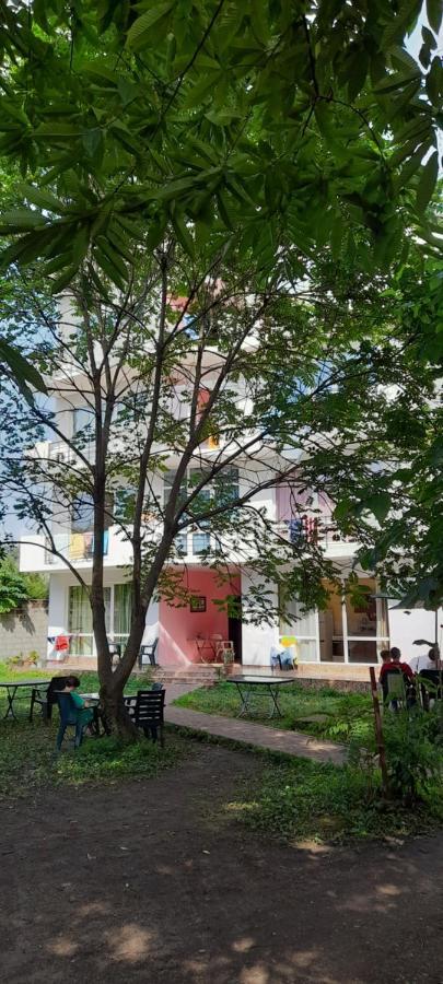 Lily Pearls Inn Kobuleti Exterior foto